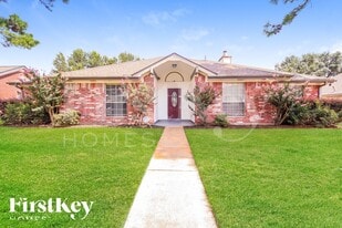 19810 Hoppers Creek Dr in Katy, TX - Building Photo