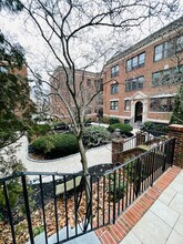 1988 Commonwealth Ave, Unit 9 in Boston, MA - Building Photo - Building Photo