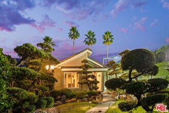 1047 E Pomello Dr in Claremont, CA - Building Photo - Building Photo