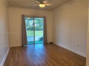 440 SE 25th Dr in Homestead, FL - Building Photo - Building Photo