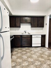 80 Claudia Dr in West Haven, CT - Building Photo - Building Photo