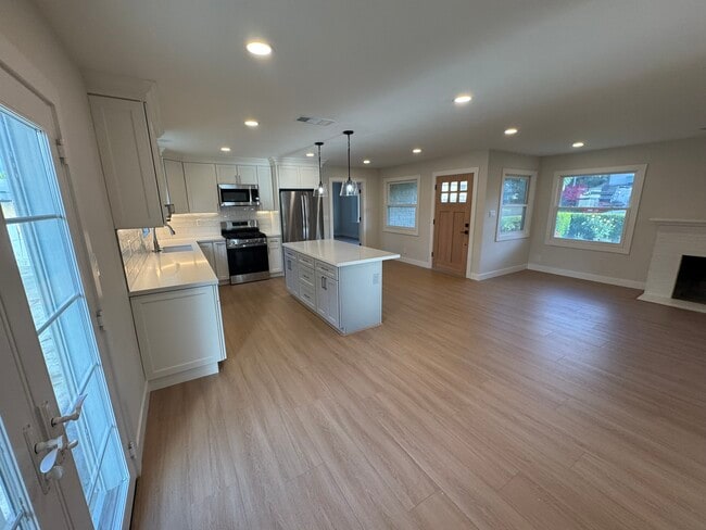 3185 Oriole Dr in San Jose, CA - Foto de edificio - Building Photo