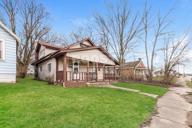 2132 Erie Ave in Springfield, OH - Building Photo - Building Photo