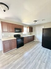901 Cloud St in Killeen, TX - Building Photo - Building Photo