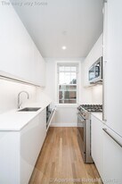 17 Forest St in Cambridge, MA - Building Photo