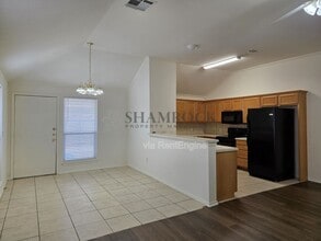 10201 Lilac Ln in Waco, TX - Building Photo - Building Photo