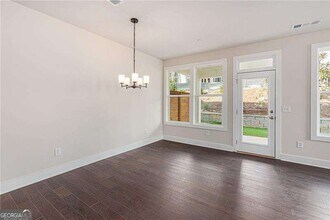 1248 Winterhaven Dr in Cumming, GA - Foto de edificio - Building Photo