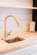 220 W Chestnut St in Lancaster, PA - Building Photo - Building Photo