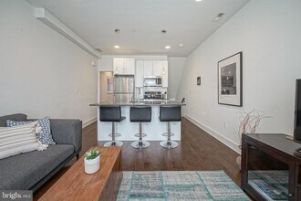 1332 S Bouvier St in Philadelphia, PA - Building Photo - Building Photo