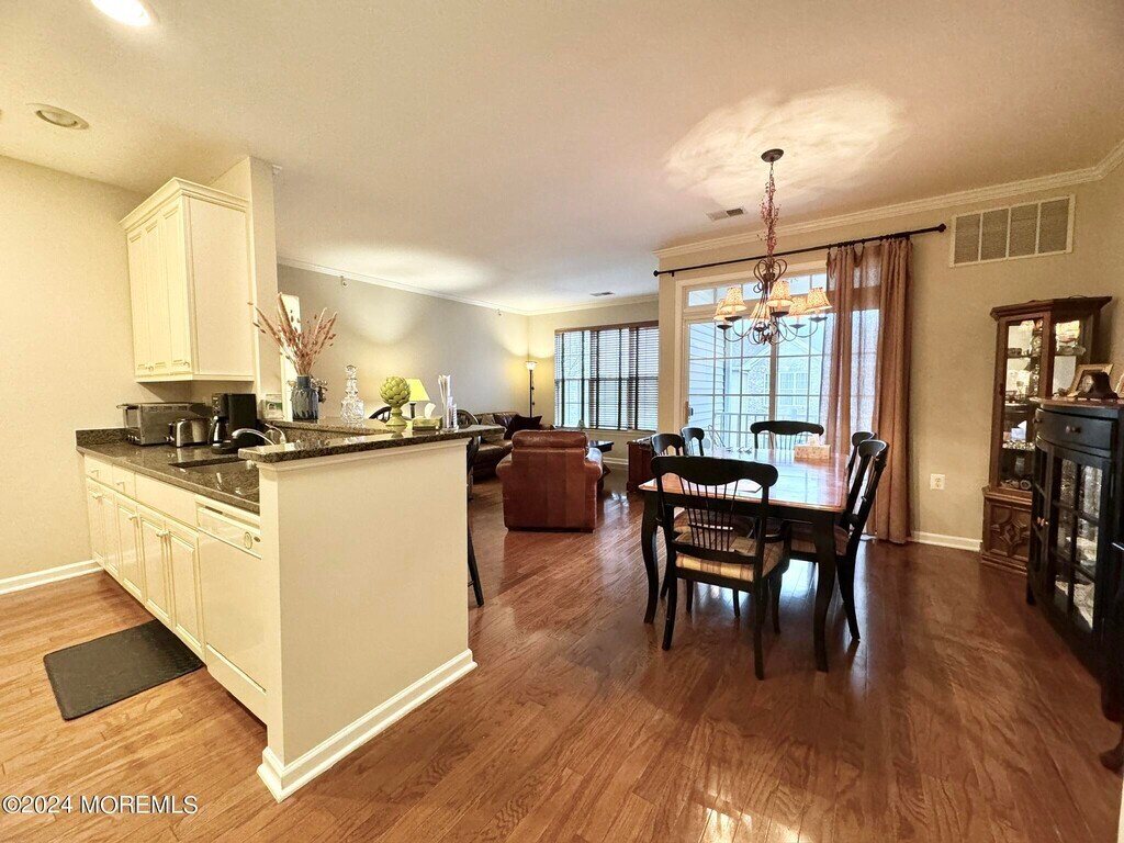 531 Sophee Ln Rentals in Lakewood, NJ