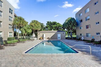 9470 Tangerine Pl, Unit 207 in Davie, FL - Building Photo - Building Photo