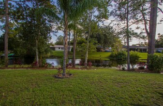 92 Belleaire Dr in Palm Coast, FL - Building Photo - Building Photo
