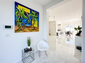 3900 SW 69th Ave in Miami, FL - Building Photo - Building Photo