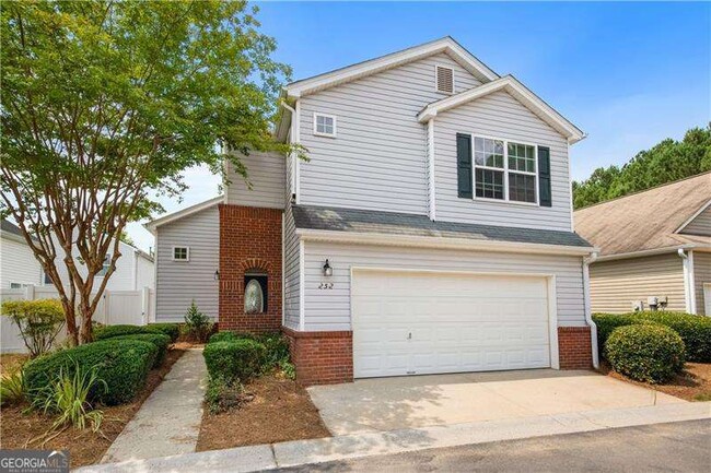 property at 252 Hiawassee Dr