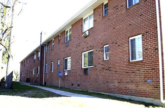 Pine Meadows Apartments in Pemberton, NJ - Building Photo - Building Photo