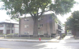 6933 S Jeffery Blvd Apartments