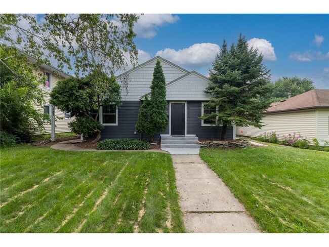 3284 Idaho Ave S in St. Louis Park, MN - Building Photo - Building Photo