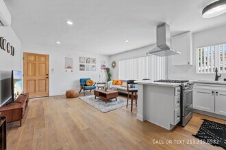 1330 Portia St in Los Angeles, CA - Building Photo - Building Photo