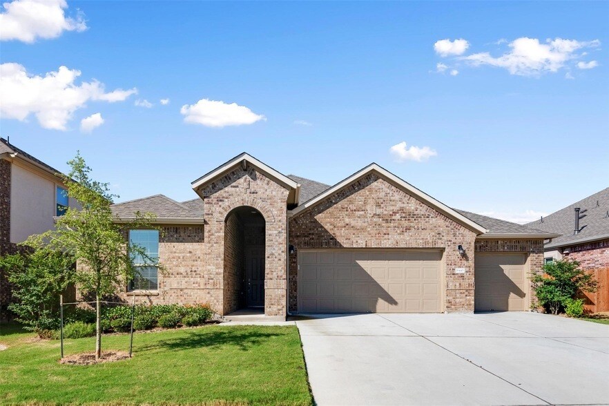 16445 Vescovo Ln in Pflugerville, TX - Building Photo