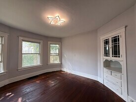 184 Fairview St in New Britain, CT - Building Photo