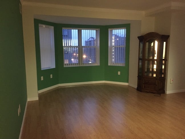 property at 1 Cityview Ln
