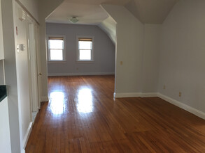 35 Lexington Ave, Unit 2 in Greenwich, CT - Building Photo - Building Photo