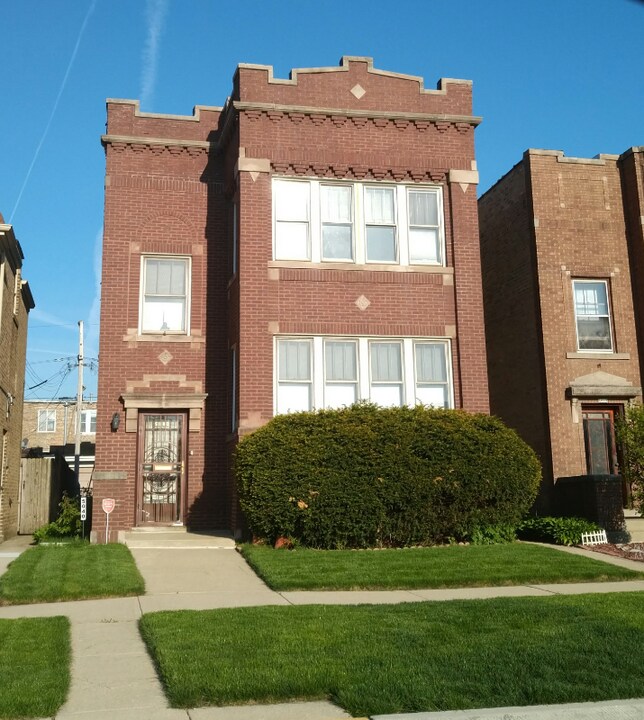 5040 N Parkside Ave in Chicago, IL - Building Photo