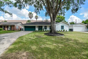 9614 Val Verde St in Houston, TX - Building Photo