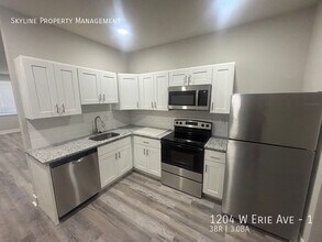 1204 W Erie Ave in Philadelphia, PA - Foto de edificio - Building Photo