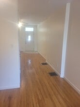 524 Lloyd St in Pittsburgh, PA - Building Photo - Building Photo