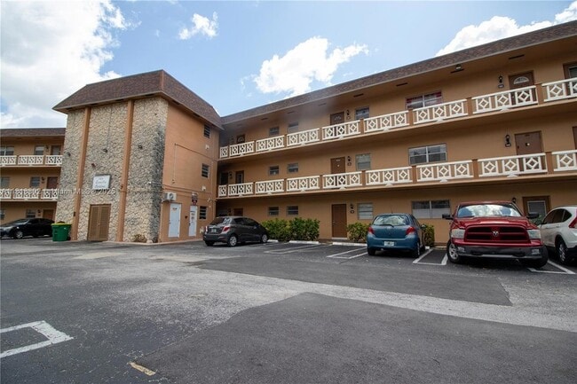 property at 5031 W Oakland Park Blvd