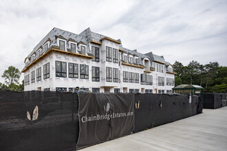 Chain Bridge Estates in McLean, VA - Building Photo - Building Photo