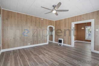 240 Leigh St in San Antonio, TX - Building Photo - Building Photo