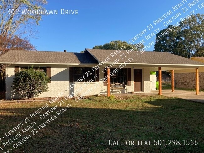 property at 302 Woodlawn Dr