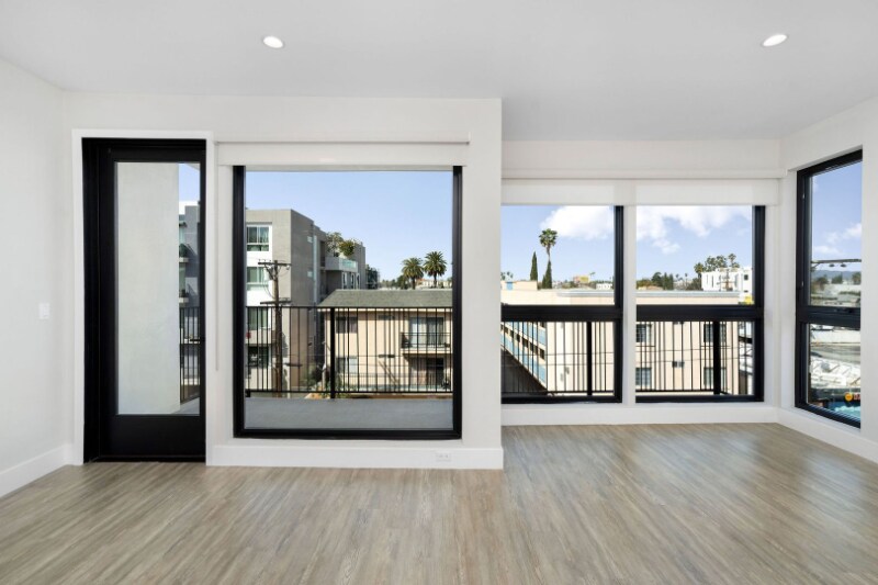 5550 Bonner Ave in Los Angeles, CA - Building Photo
