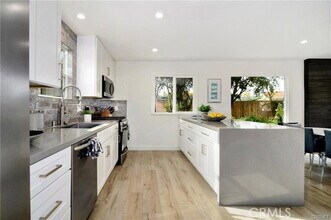 7509 Kentland Ave in Los Angeles, CA - Building Photo - Building Photo