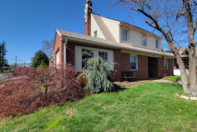 96 Kendall Blvd in Oaklyn, NJ - Building Photo - Building Photo