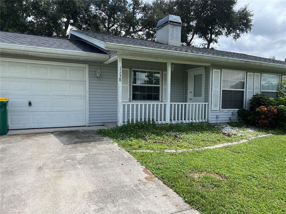 1138 Bounds St in Port Charlotte, FL - Building Photo