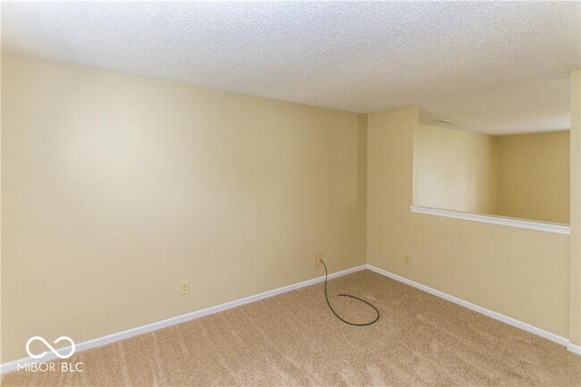 10345 Lee Stewart Ln in Fishers, IN - Building Photo - Building Photo