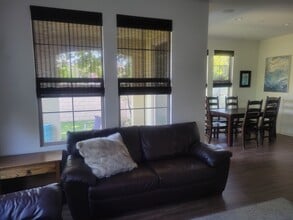 63 Finch, Unit Bedroom 1 in Lake Forest, CA - Foto de edificio - Building Photo