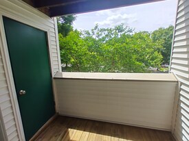 600 Reusens Rd in Lynchburg, VA - Building Photo