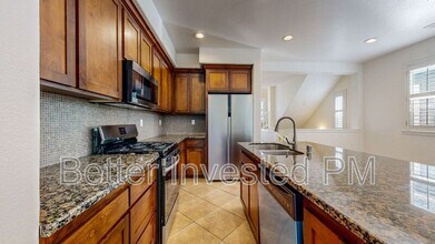 4053 Calloway Dr in Santa Rosa, CA - Building Photo - Building Photo