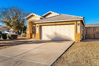 9438 W Monroe St in Peoria, AZ - Building Photo - Building Photo