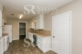 632 Upper Darby Rd in Jackson, MS - Building Photo - Building Photo