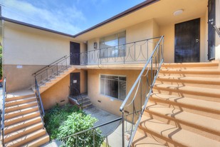 15th Street Apartments in Santa Monica, CA - Building Photo