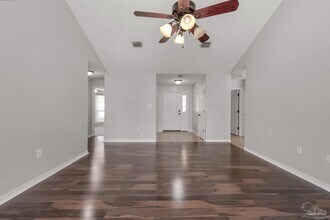 6545 Fern St in Navarre, FL - Building Photo - Building Photo