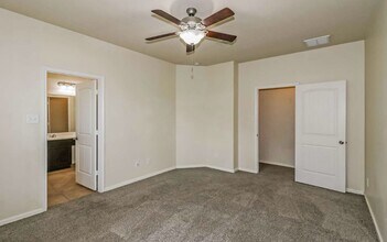 3433 Tulip Trace Dr in Spring, TX - Building Photo - Building Photo