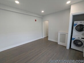 11 Peterborough St in Boston, MA - Building Photo - Building Photo