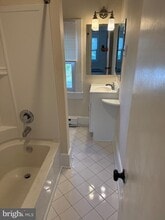 276 McKinley St in Bristol, PA - Building Photo - Building Photo