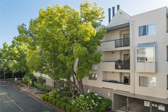 The Madison in Walnut Creek, CA - Foto de edificio - Building Photo